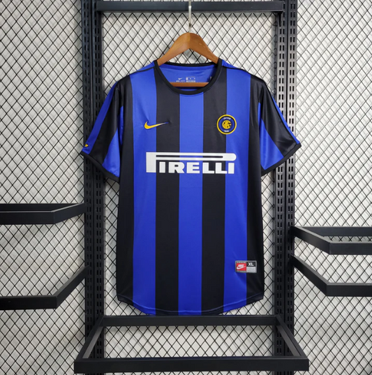 Inter Milan domicile 1999/00